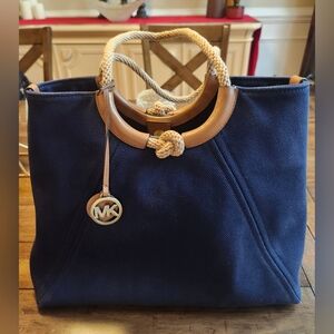 Michael Kors Isla Tote Bag - Navy Blue